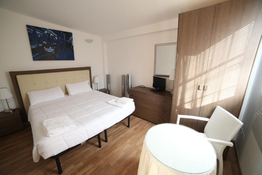 ليتشي Bed & Breakfast Idomeneo 63 المظهر الخارجي الصورة
